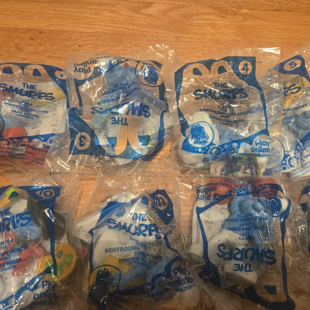 Vibrant Blue Smurfs Party Favors in Clear Bags